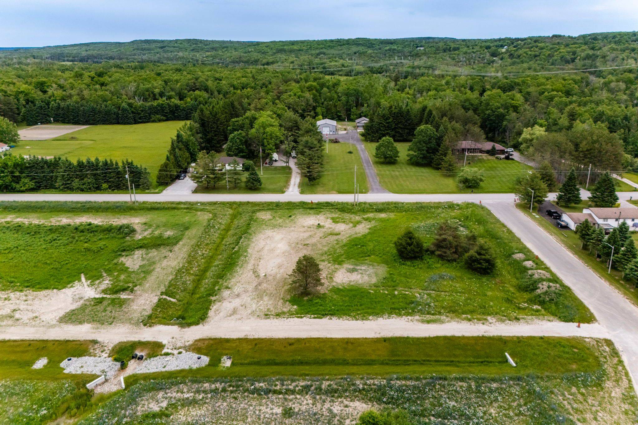 Springwater, ON L0L 1V0,7 Scarlett Line