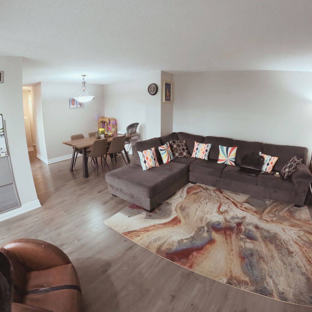Mississauga, ON L5A 4B6,3695 Kaneff CRES #509