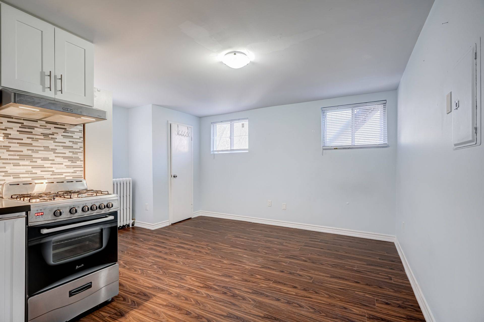 Toronto W01, ON M6K 1K7,70 Melbourne AVE #106