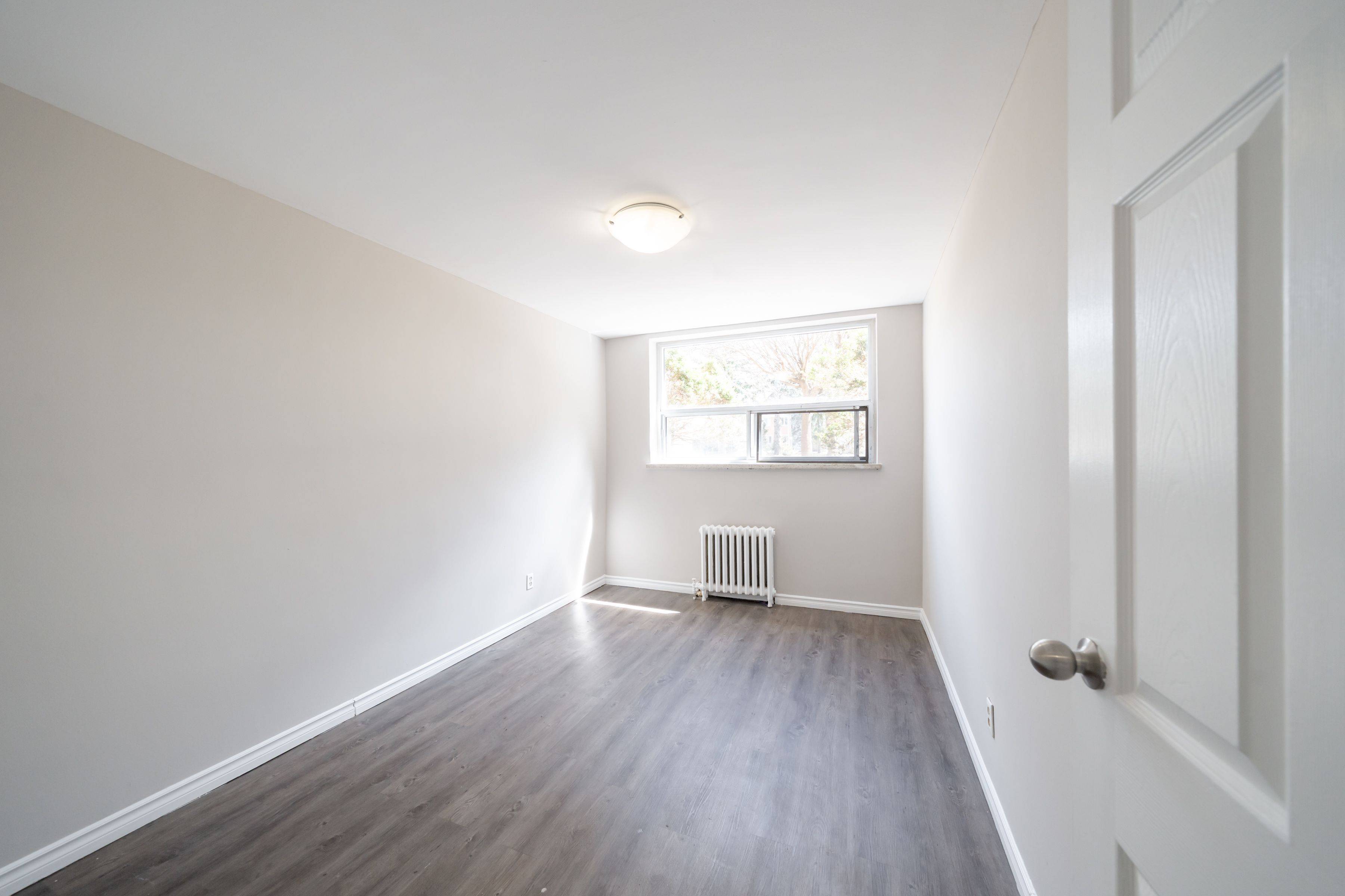 Burlington, ON L7R 1Z2,2043 Prospect ST #46