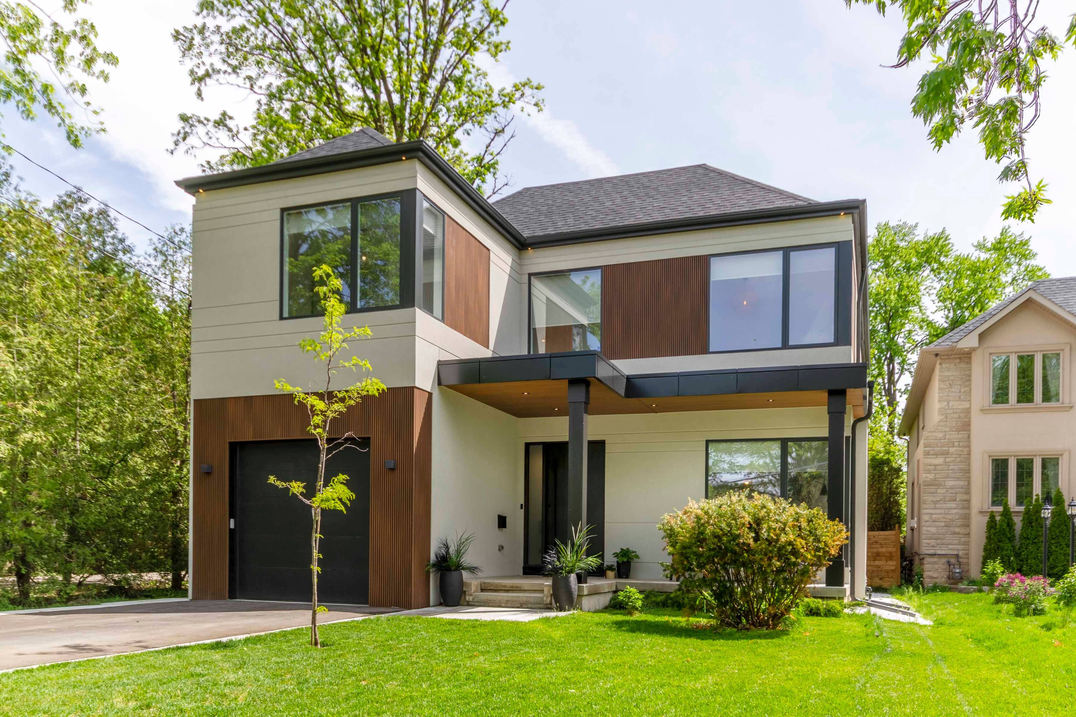 Toronto W08, ON M9B 4N9,151 Shaver AVE N
