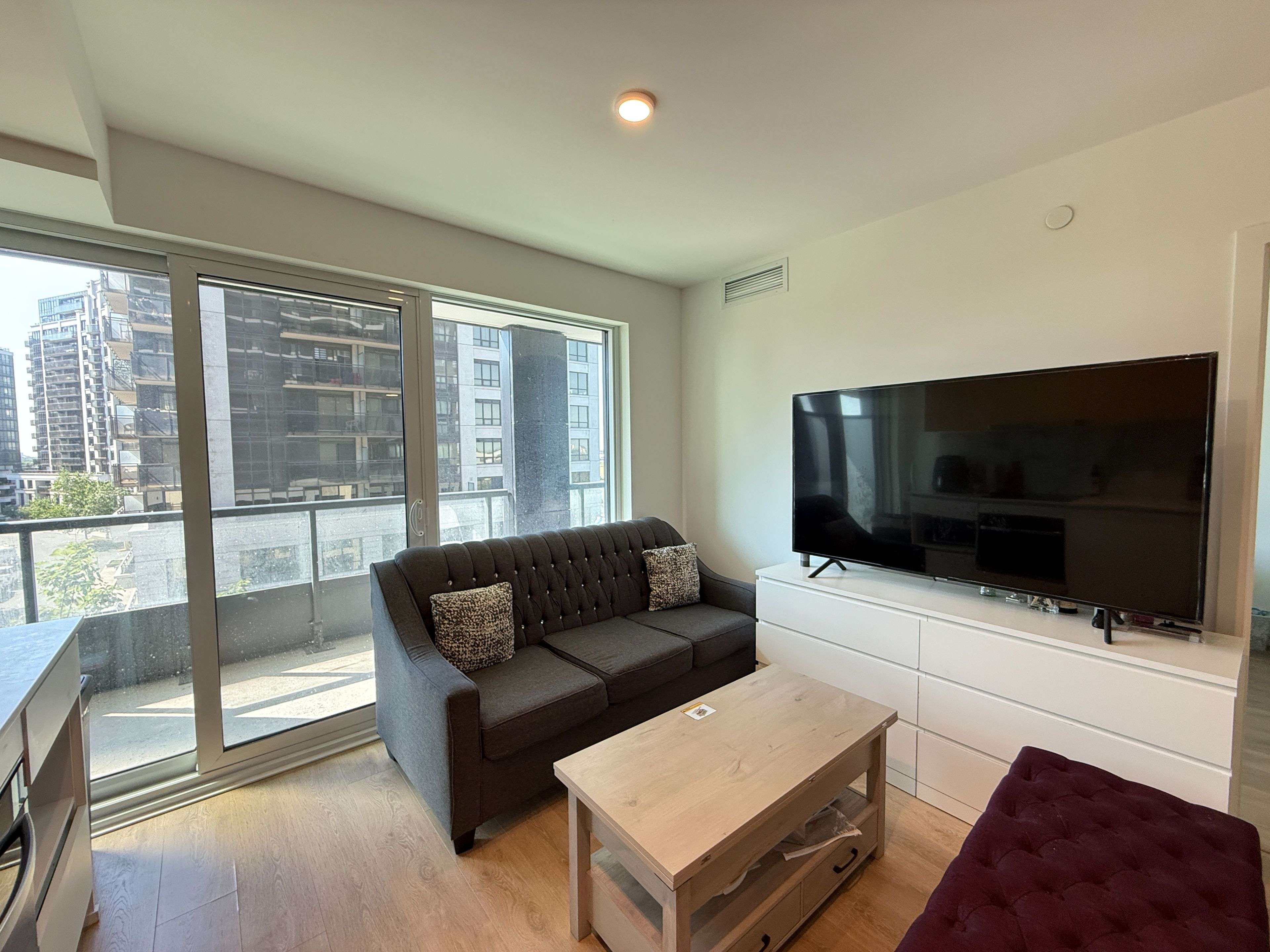 Toronto W05, ON M3J 0H1,1100 Sheppard AVE W #610