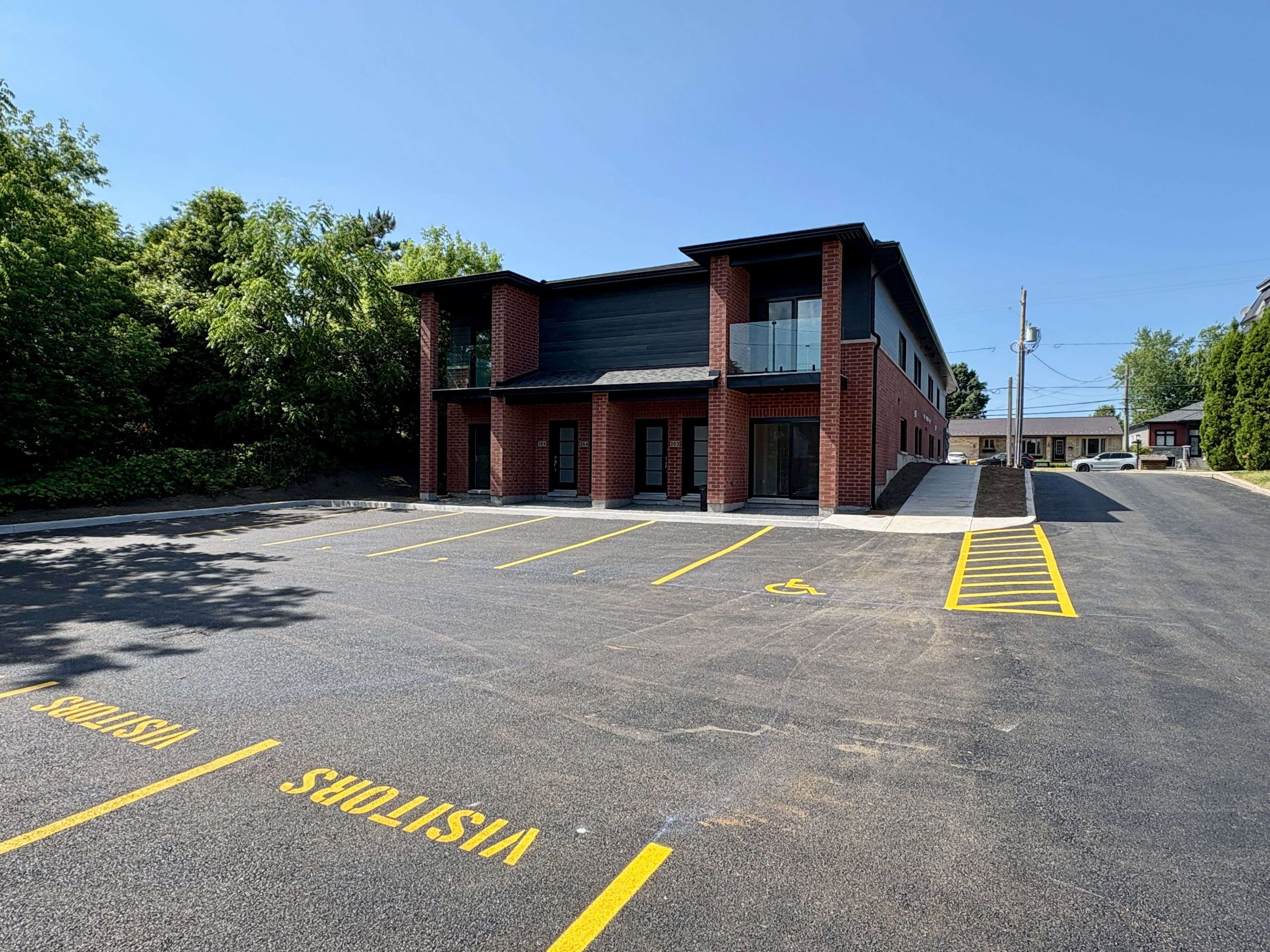 897 Laurier ST #204, Clarence-rockland, ON K4K 1E3