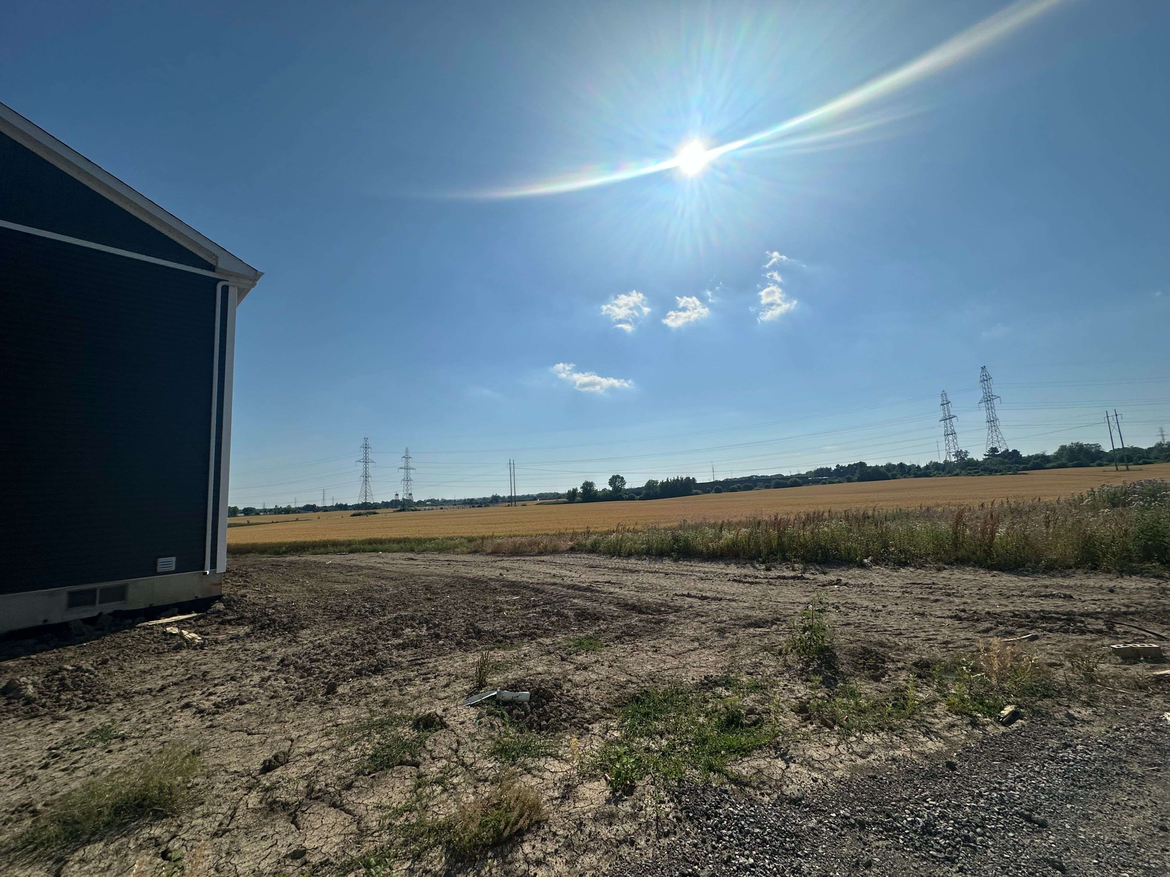 Thorold, ON L2V 0P1,179 Velvet WAY N