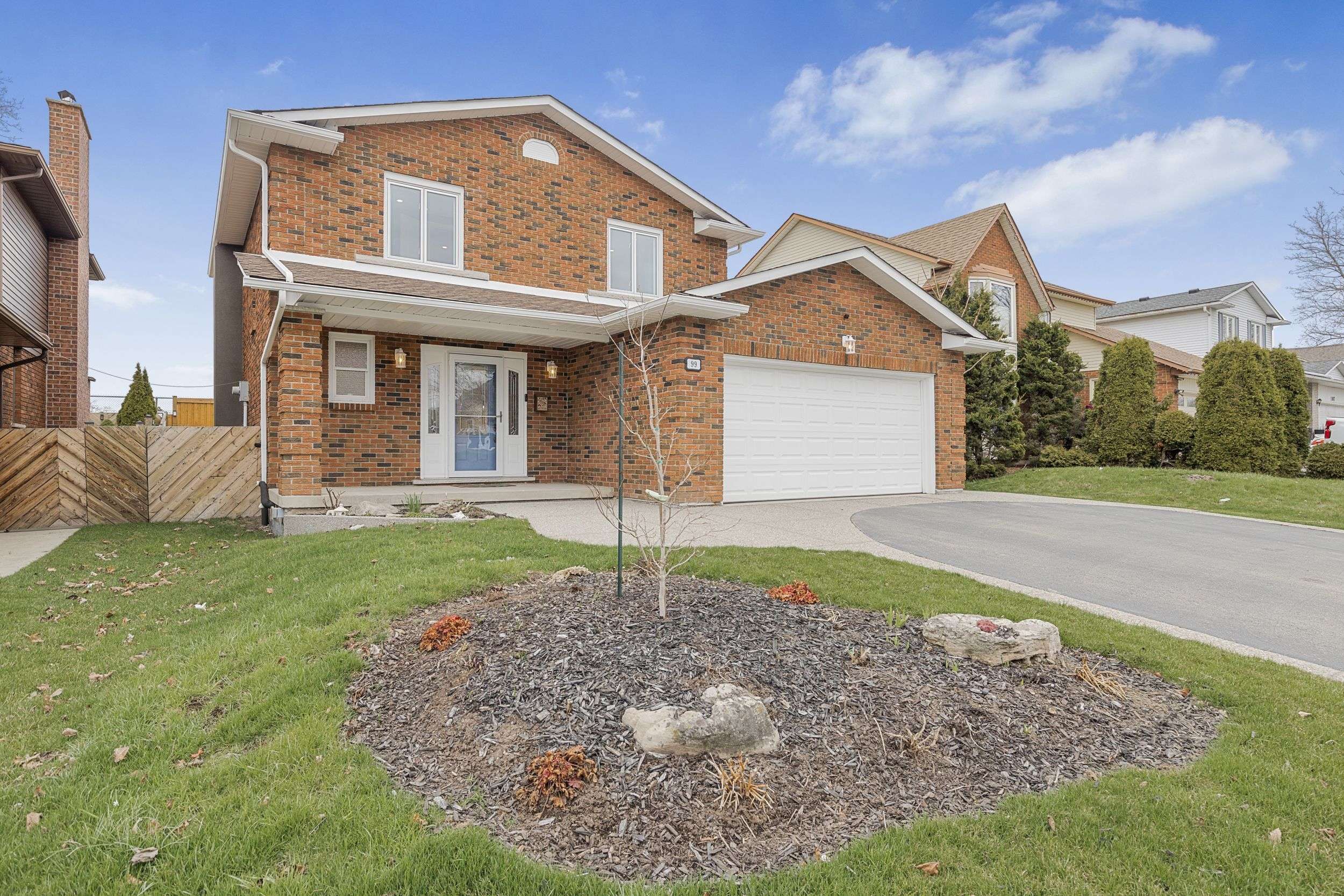Hamilton, ON L9A 4Z5,99 Pinewarbler DR