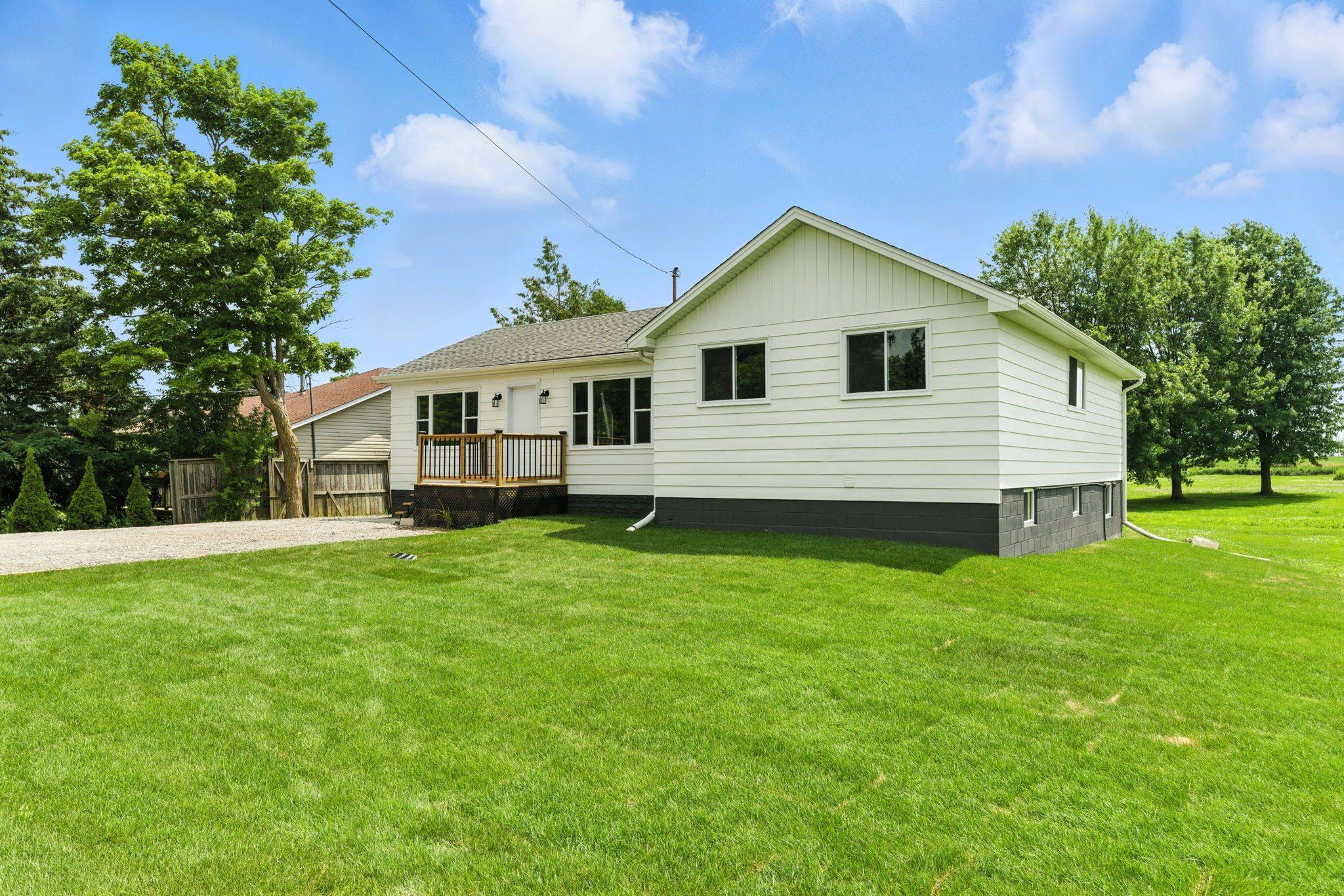 Hamilton, ON L0R 1W0,7185 Airport RD