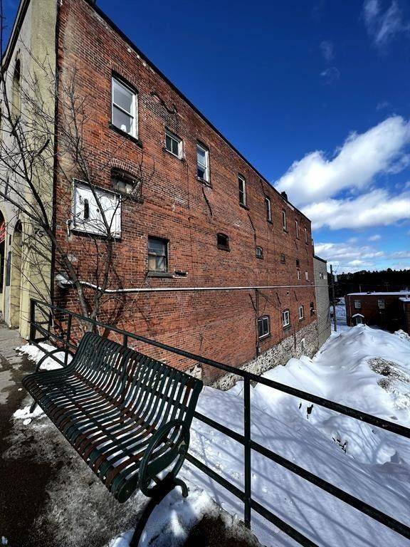 Bracebridge, ON P1L 2B2,75 Manitoba ST