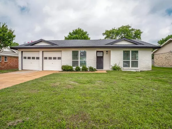 Hurst, TX 76054,1917 Yucca Trail