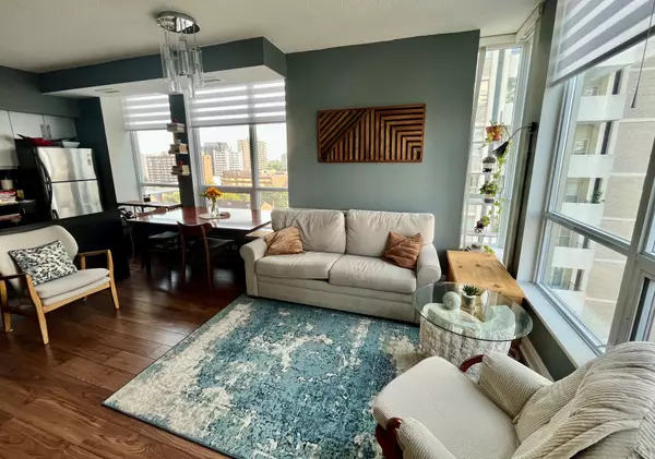 Toronto C10, ON M4S 0A2,83 Redpath AVE #804