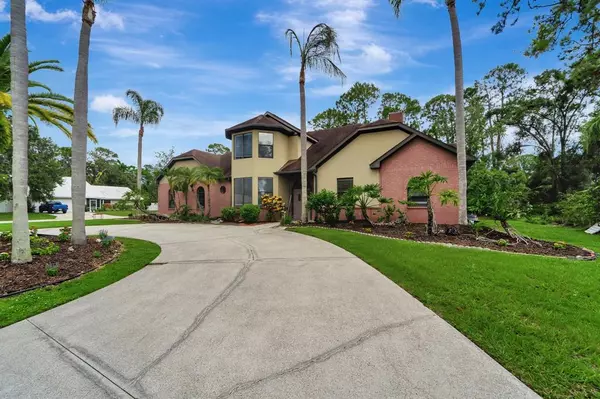 Sarasota, FL 34243,8040 conservatory cir