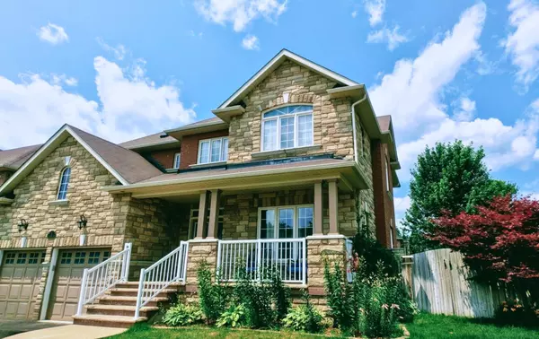 2 Littlebrook LN, Caledon, ON L7C 3M4