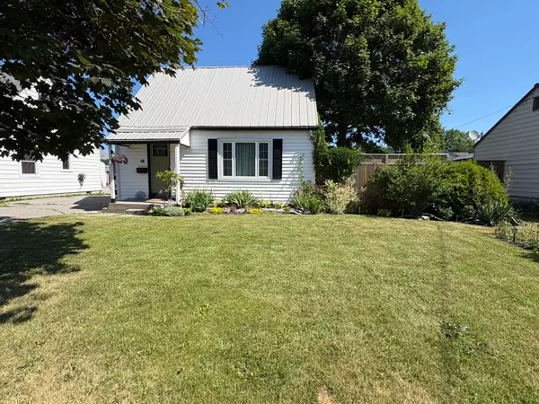 Quinte West, ON K8V 1Y2,18 Wilson CRES