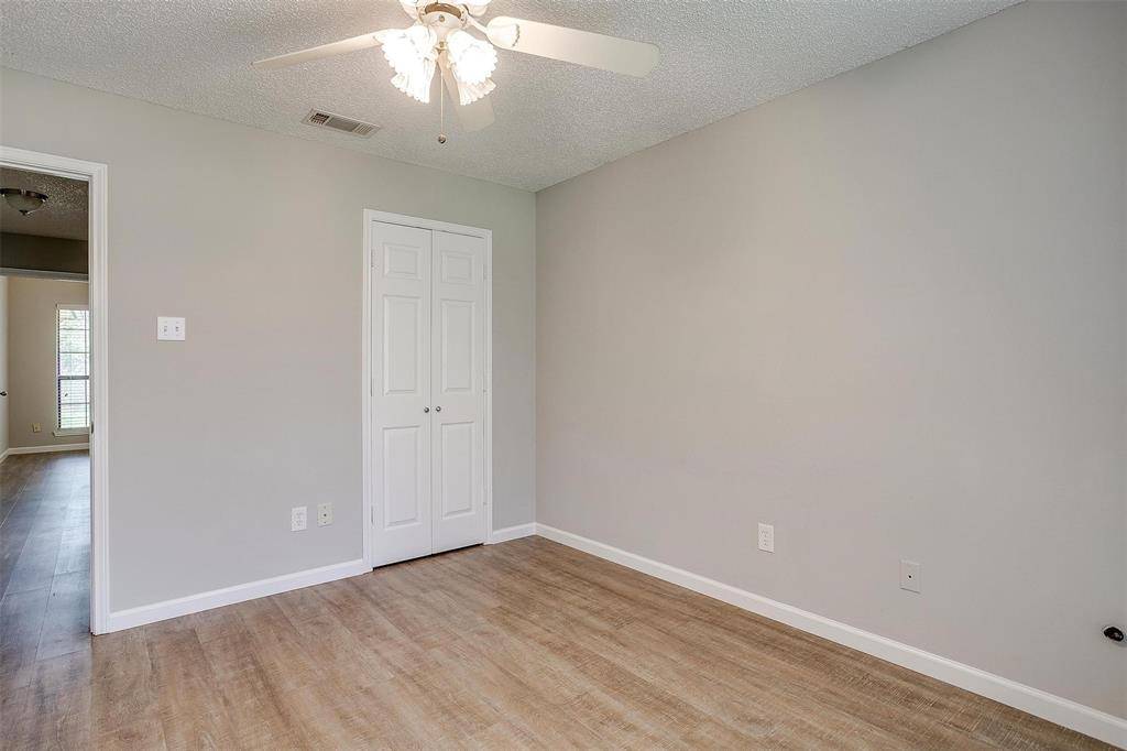 Arlington, TX 76017,5909 Kesler Drive