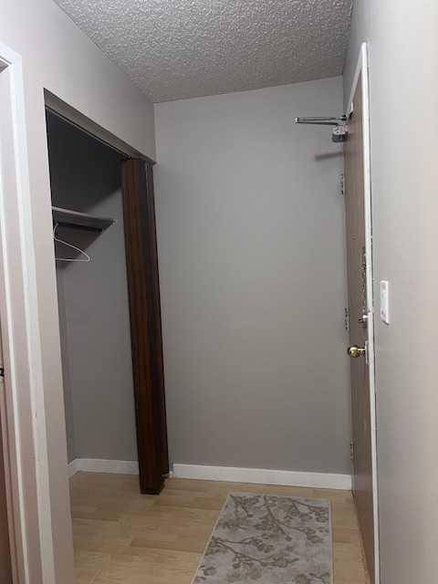 Red Deer, AB T4R 1V4,49 Bennett ST #204