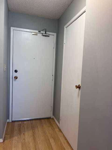 Red Deer, AB T4R 1V4,49 Bennett ST #204
