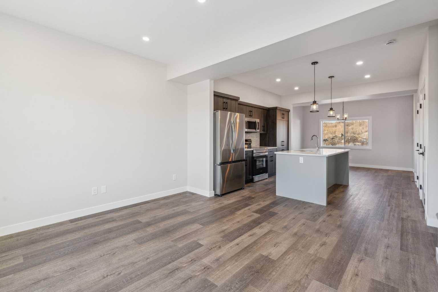 Sylvan Lake, AB T4S 0W4,111 Gray Close