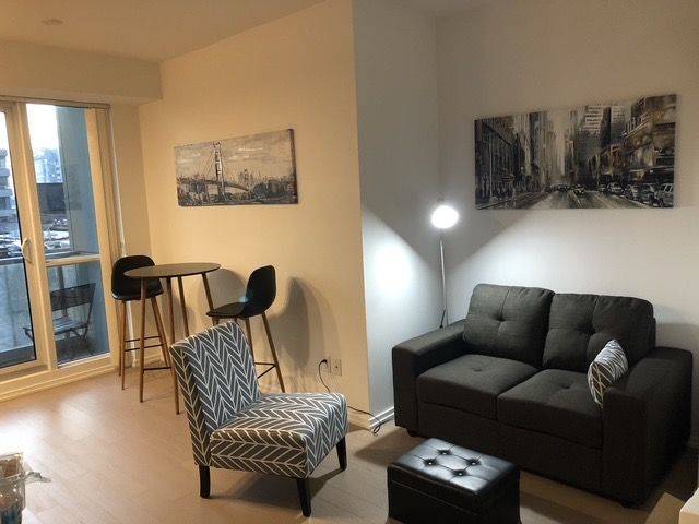Toronto C01, ON M5H 0B1,70 Temperance ST #1414