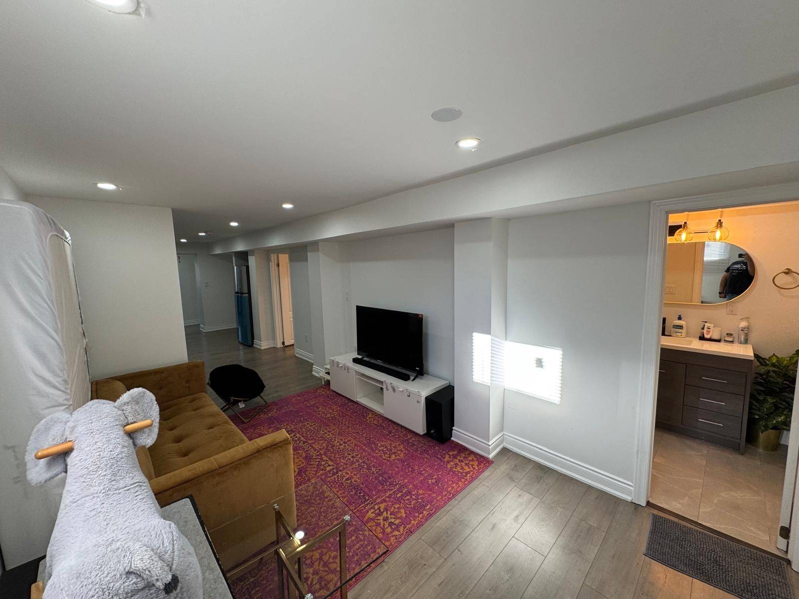 Toronto E06, ON M1N 1J3,16 Glen Everest RD #Basement