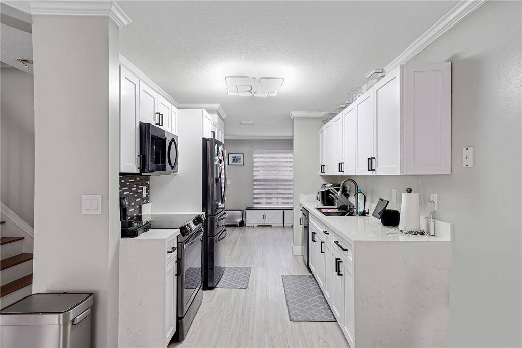 Pembroke Pines, FL 33028,17095 NW 23rd St