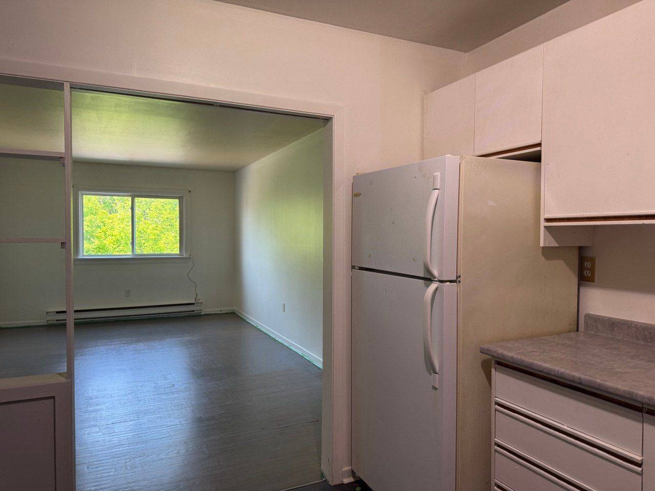 Aurora, ON L4G 1N3,14810 Yonge ST #204