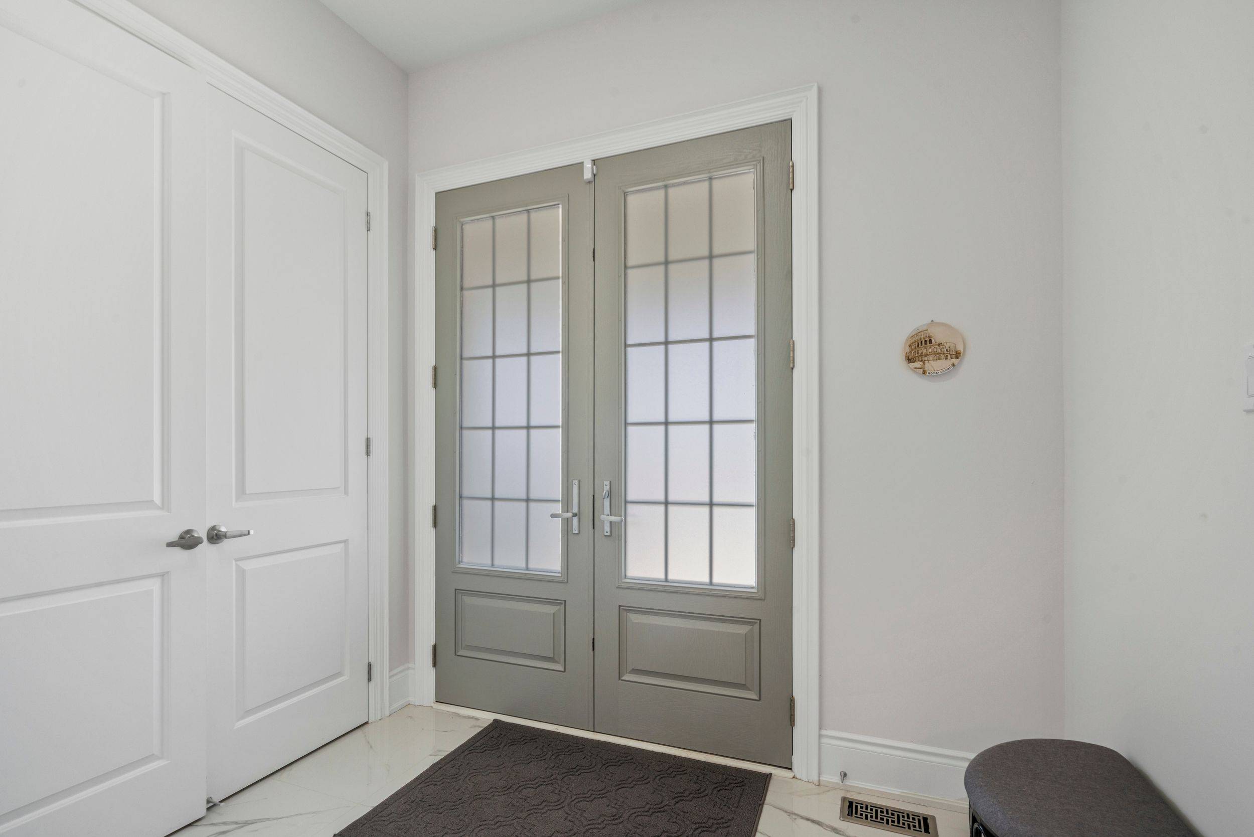 East Gwillimbury, ON L9N 0W4,71 Silk Twist DR