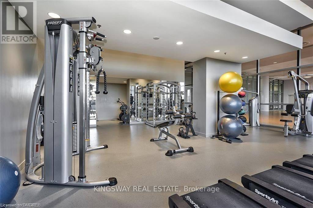 Burlington, ON L7R 0E5,2087 Fairview ST #1402