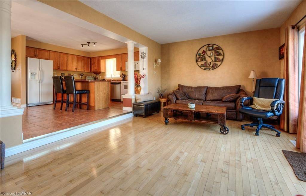 Guelph, ON N1C 1G6,89 Milson CRES #MAIN LEVEL