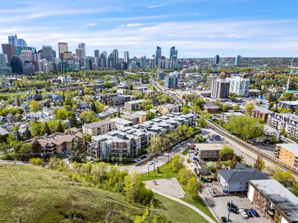 Calgary, AB T2N 0R5,823 5 AVE NW #308