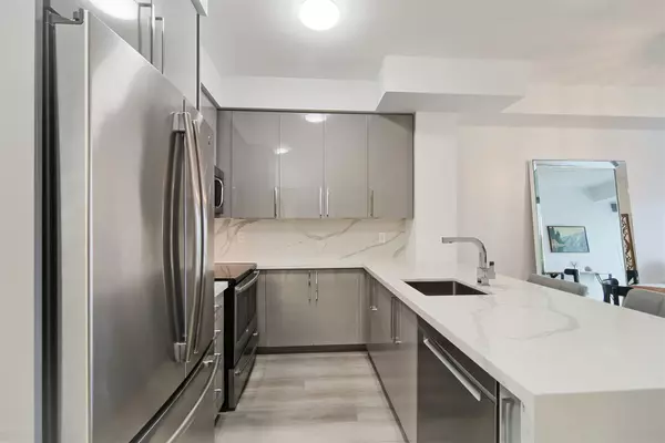 Toronto C08, ON M5A 2M3,260 Sackville ST #714