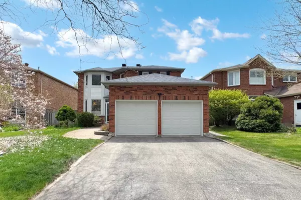 7 Lancashire RD, Markham, ON L3R 8K9