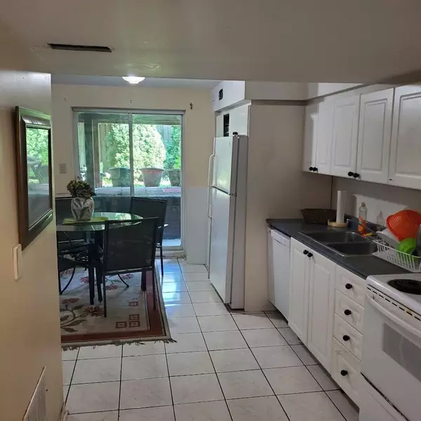Mississauga, ON L5V 2H2,5775 Sidmouth ST #Lower