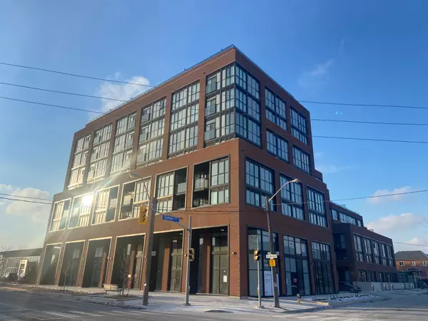 2300 St Clair AVE W #417, Toronto W02, ON M6N 1K8