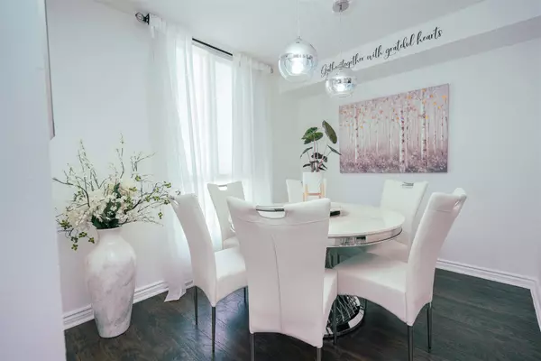 Mississauga, ON L5B 3Z1,145 Hillcrest AVE #1907