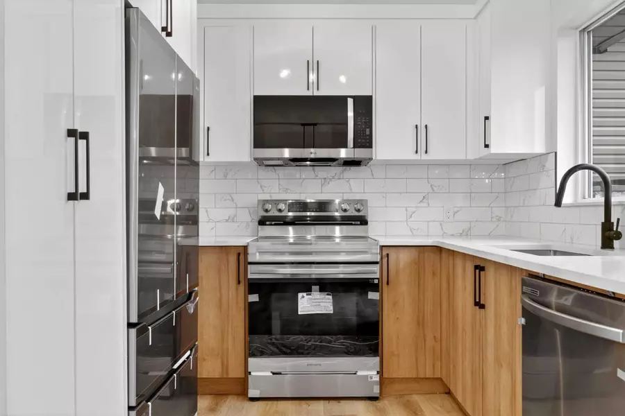 10 Martindale Mews NE, Calgary, AB T3J 2V5