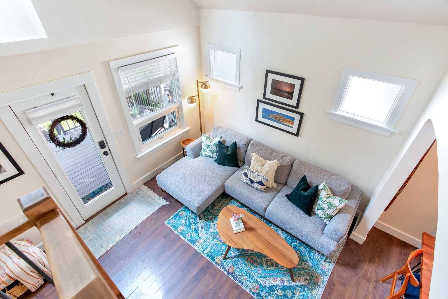 Calgary, AB T2E 1P1,228 19 AVE Northeast
