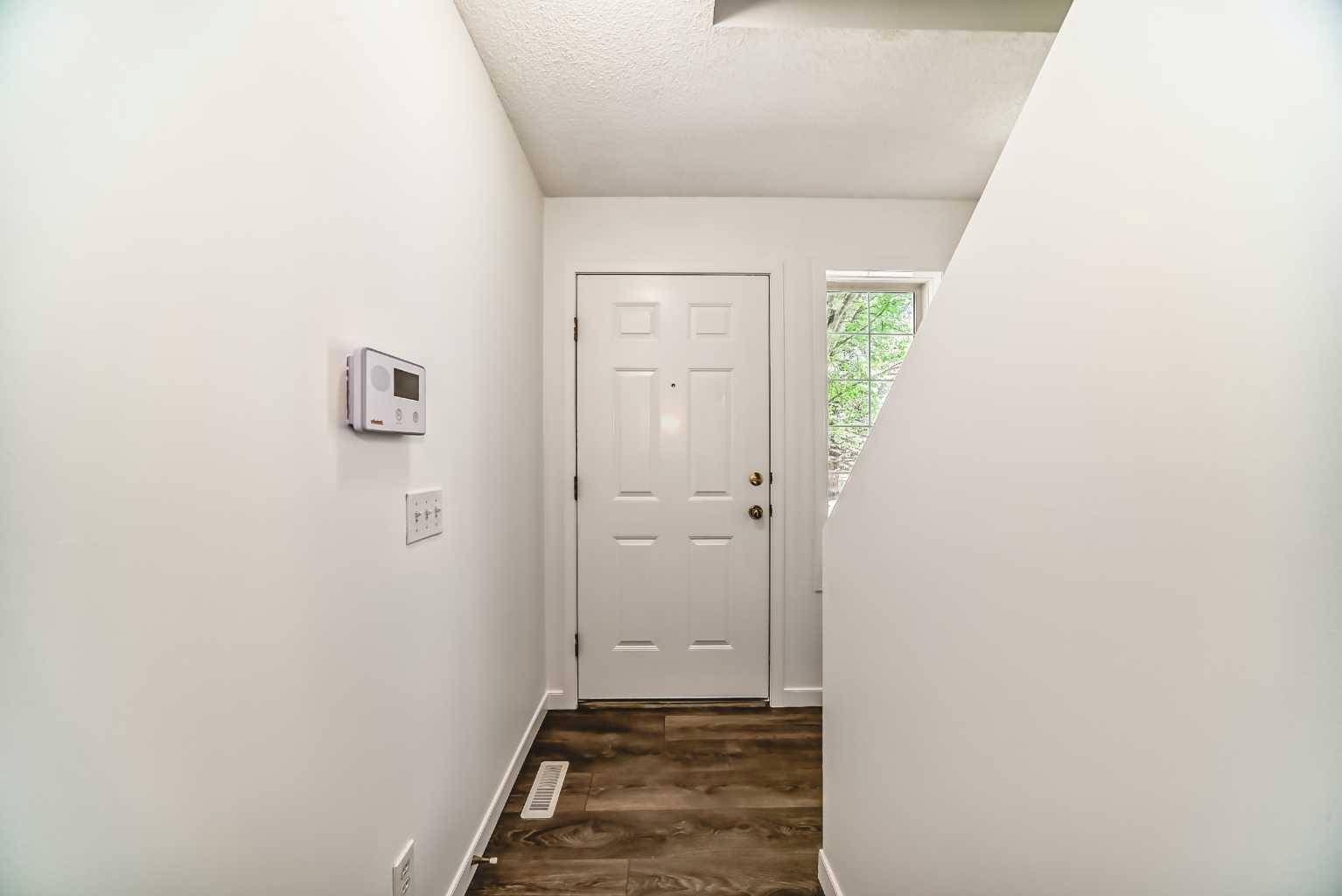 Calgary, AB T2Y 3J4,116 Somervale PARK SW