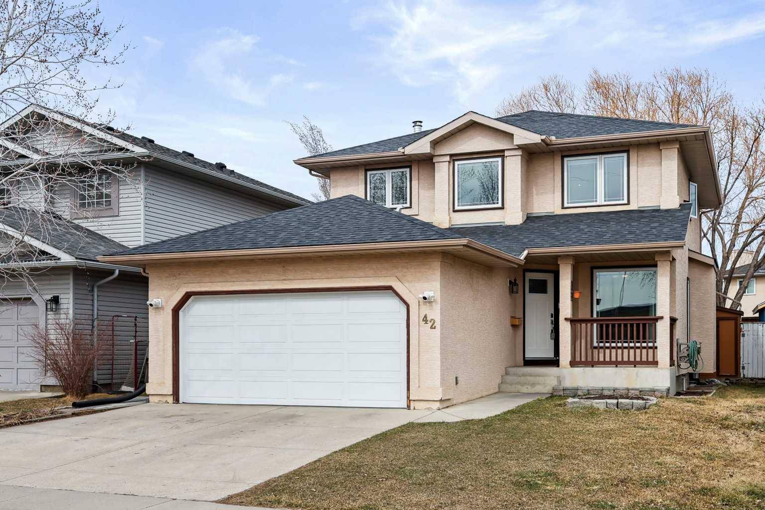 42 Sundown MNR SE, Calgary, AB T2X 3H8