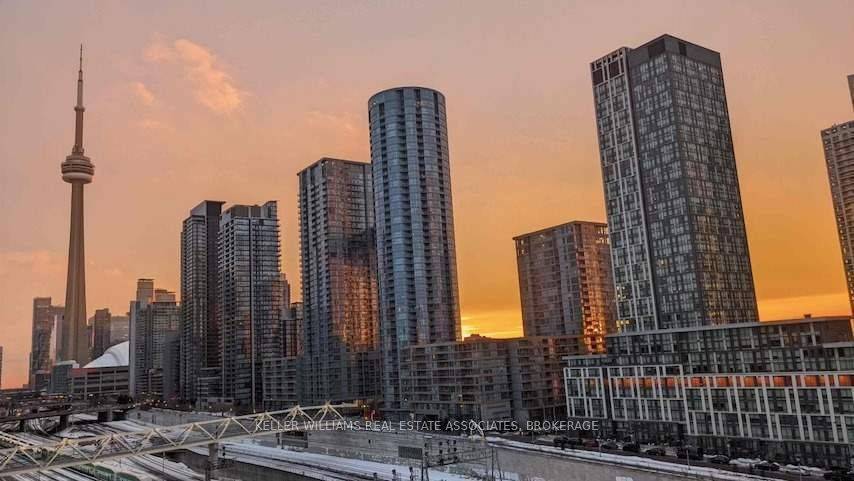 576 Front ST #611E, Toronto C01, ON M5V 1C1