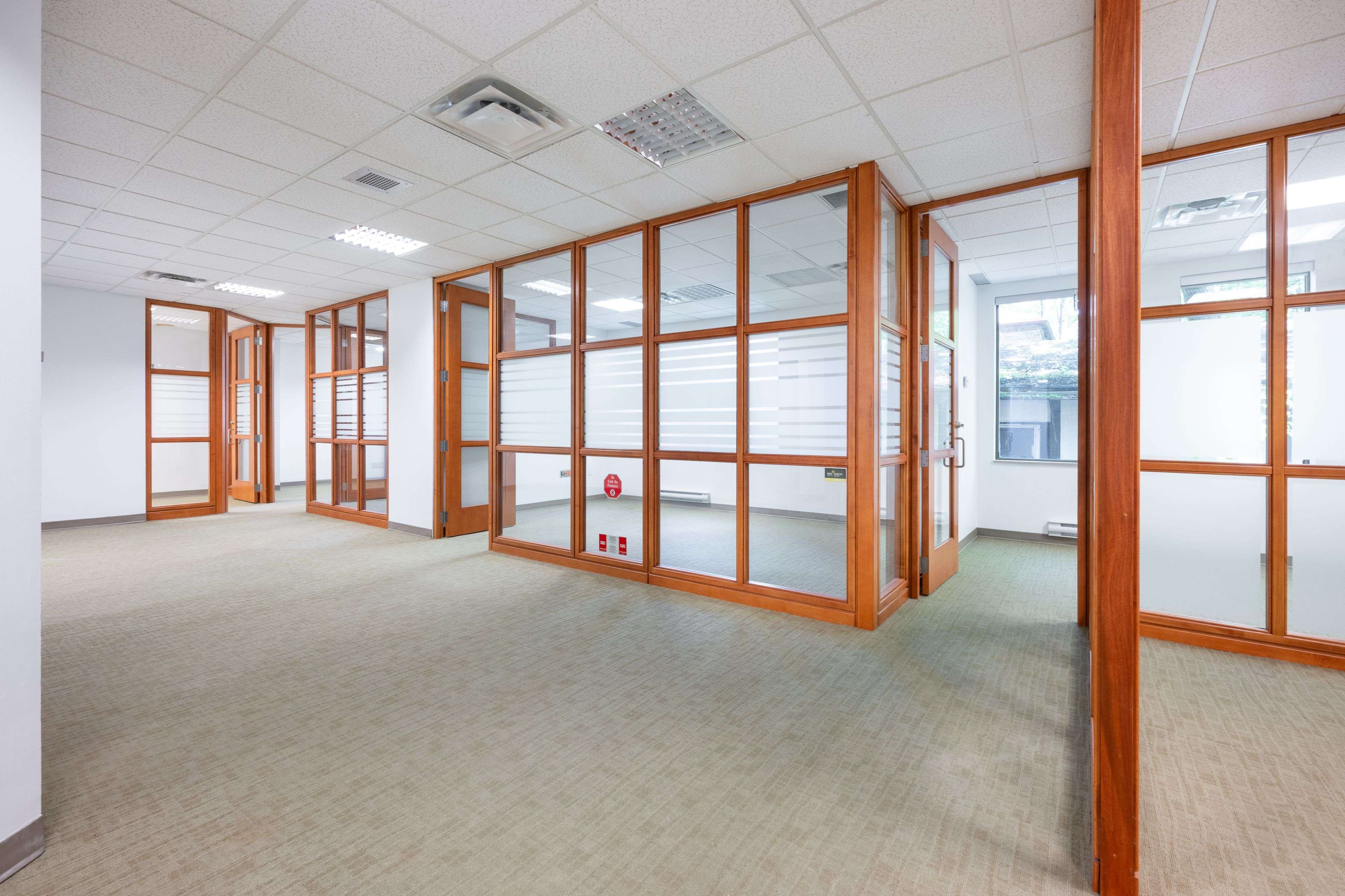 Toronto C03, ON M5P 3M6,439 Spadina RD #210
