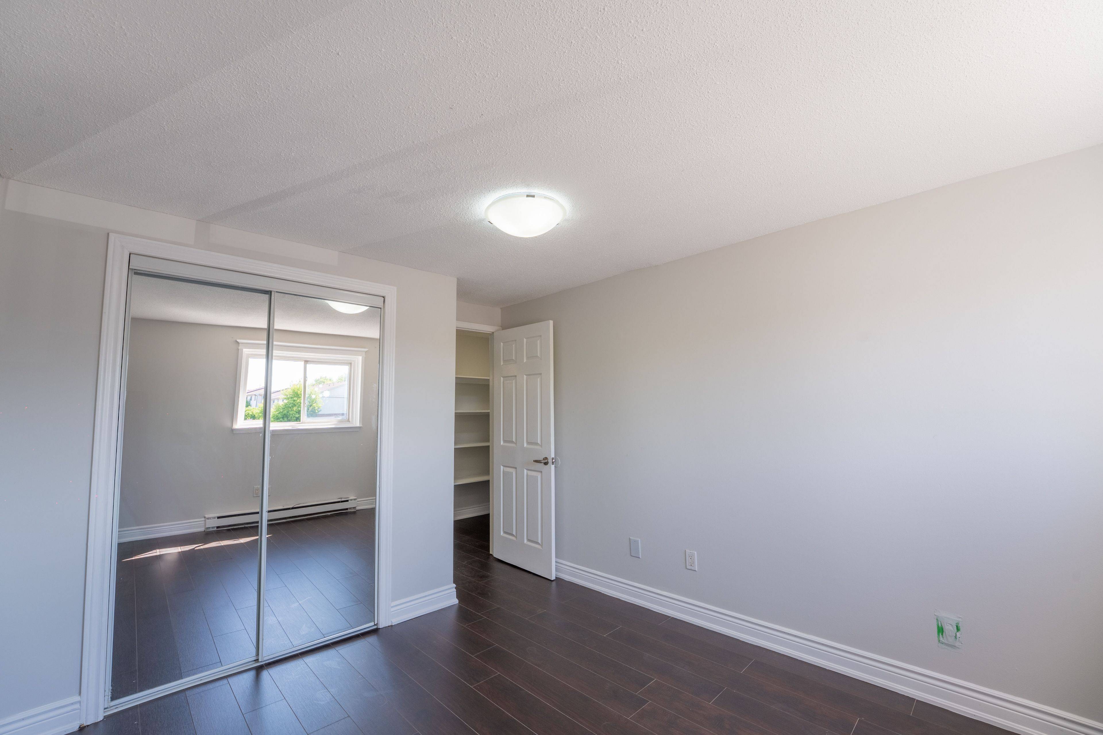Oshawa, ON L1G 7E6,120 Nonquon RD #35
