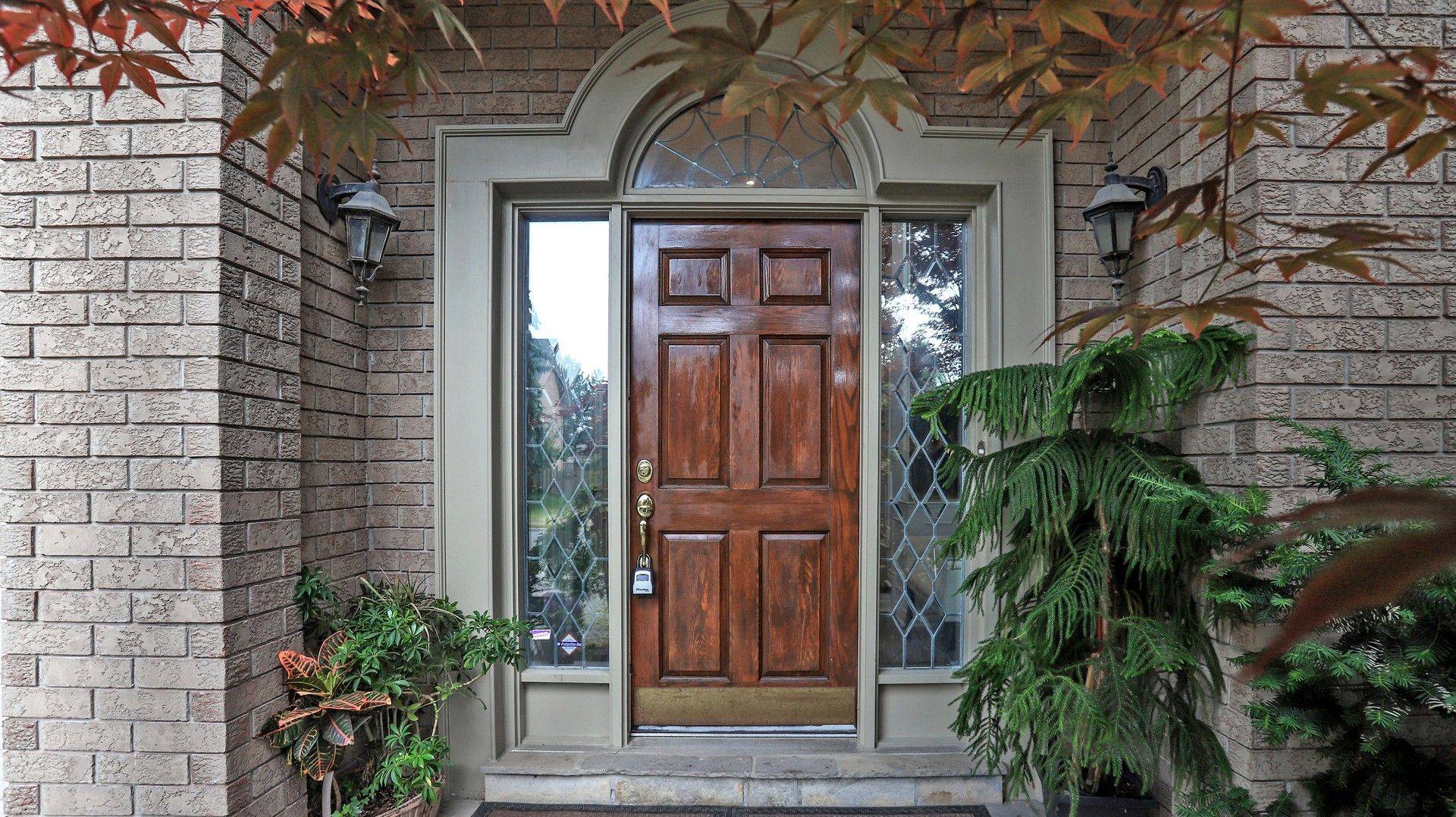 Richmond Hill, ON L4B 3G4,14 Killarney ST