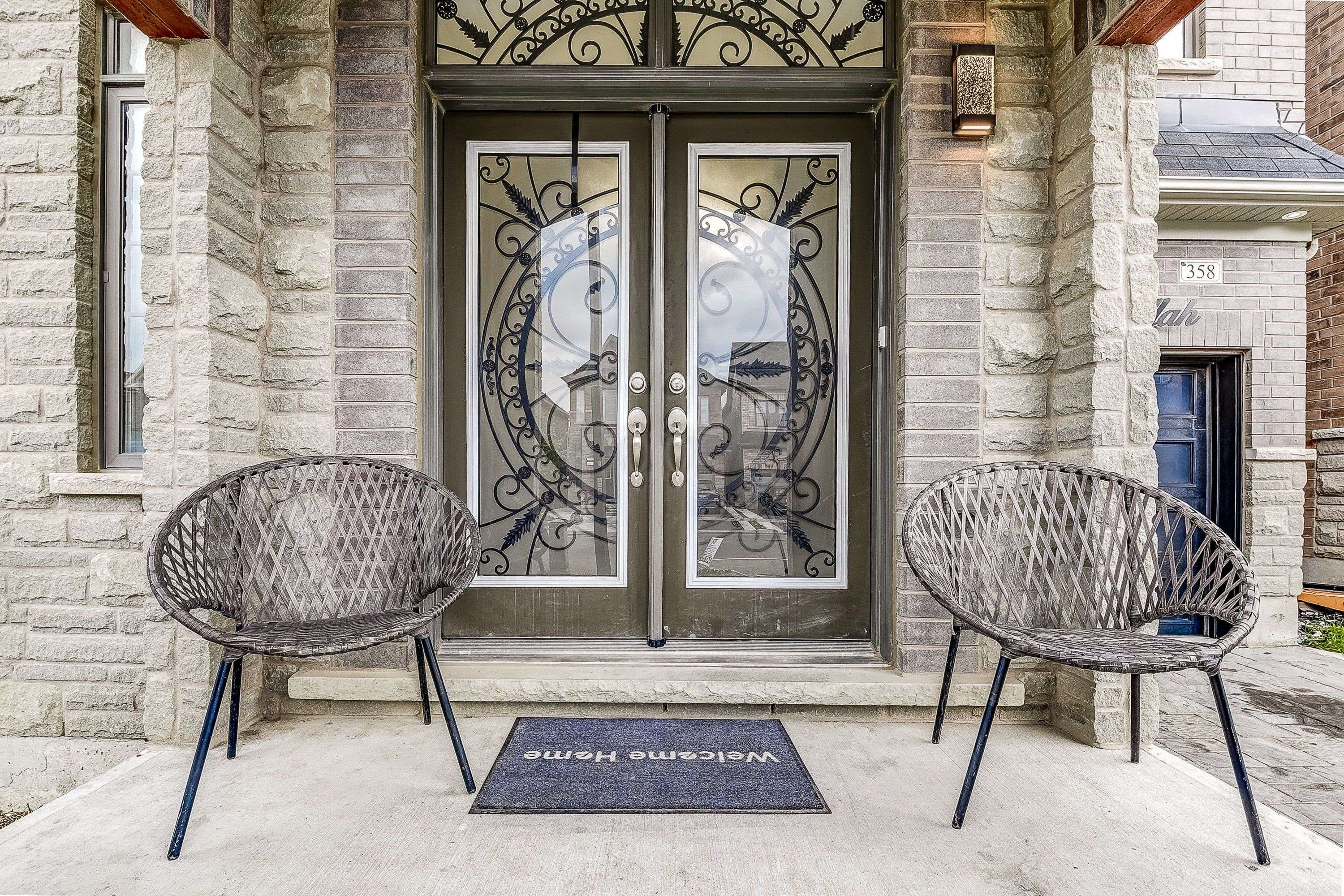 Brampton, ON L7A 5C5,358 Clockwork DR