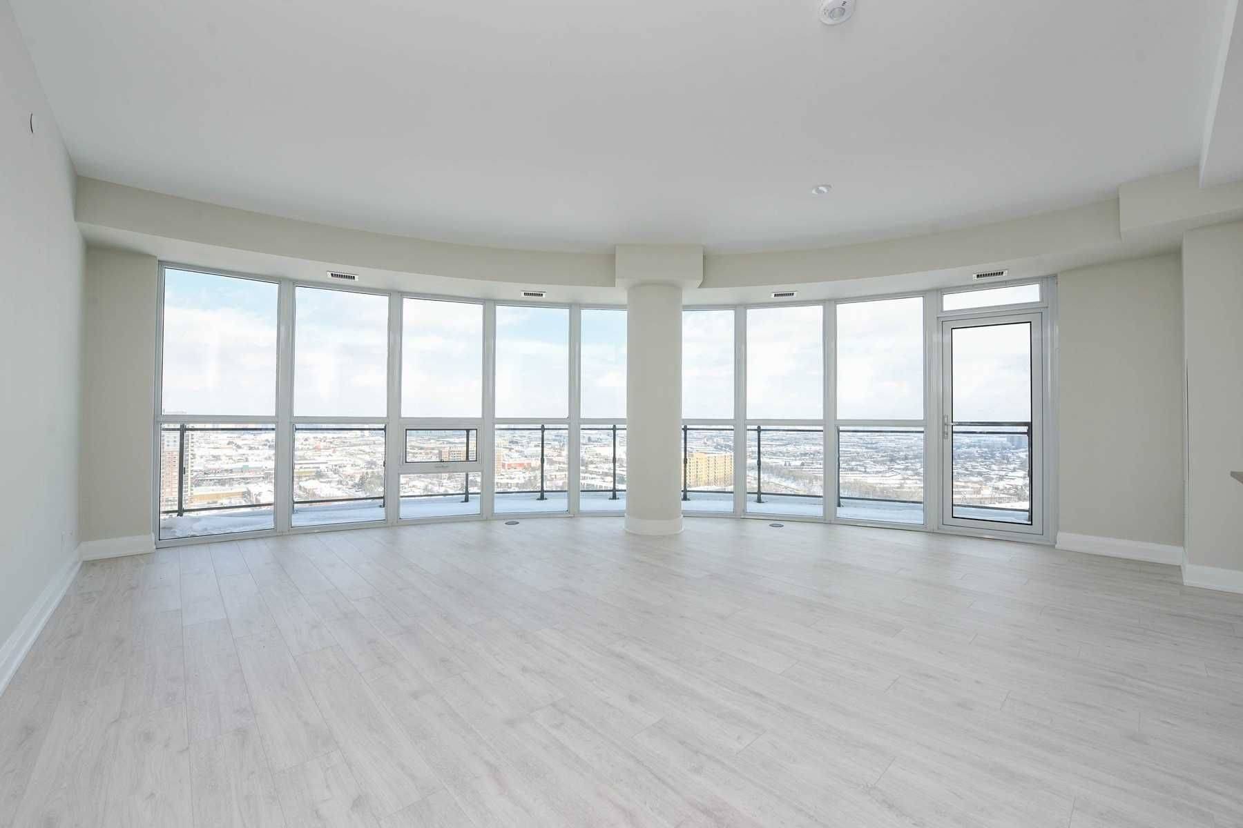 15 Lynch ST #2103, Brampton, ON L6W 2Z8