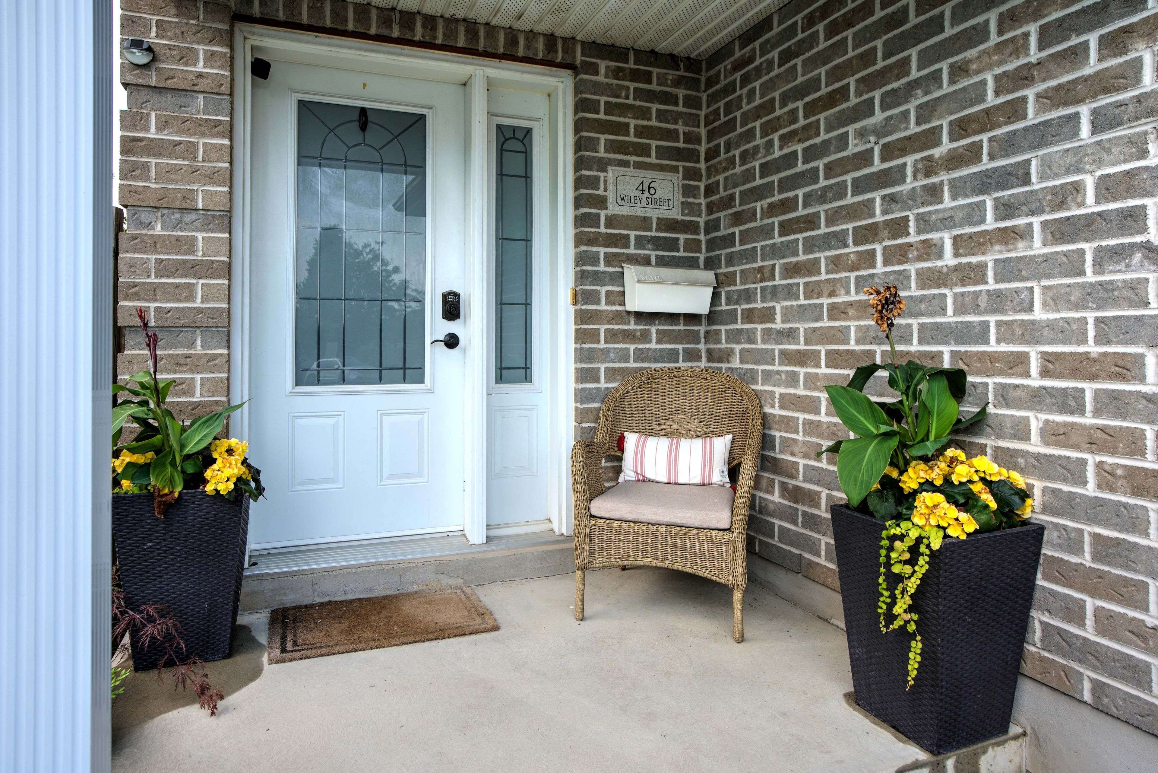 Kingston, ON K7K 5B4,46 Wiley ST