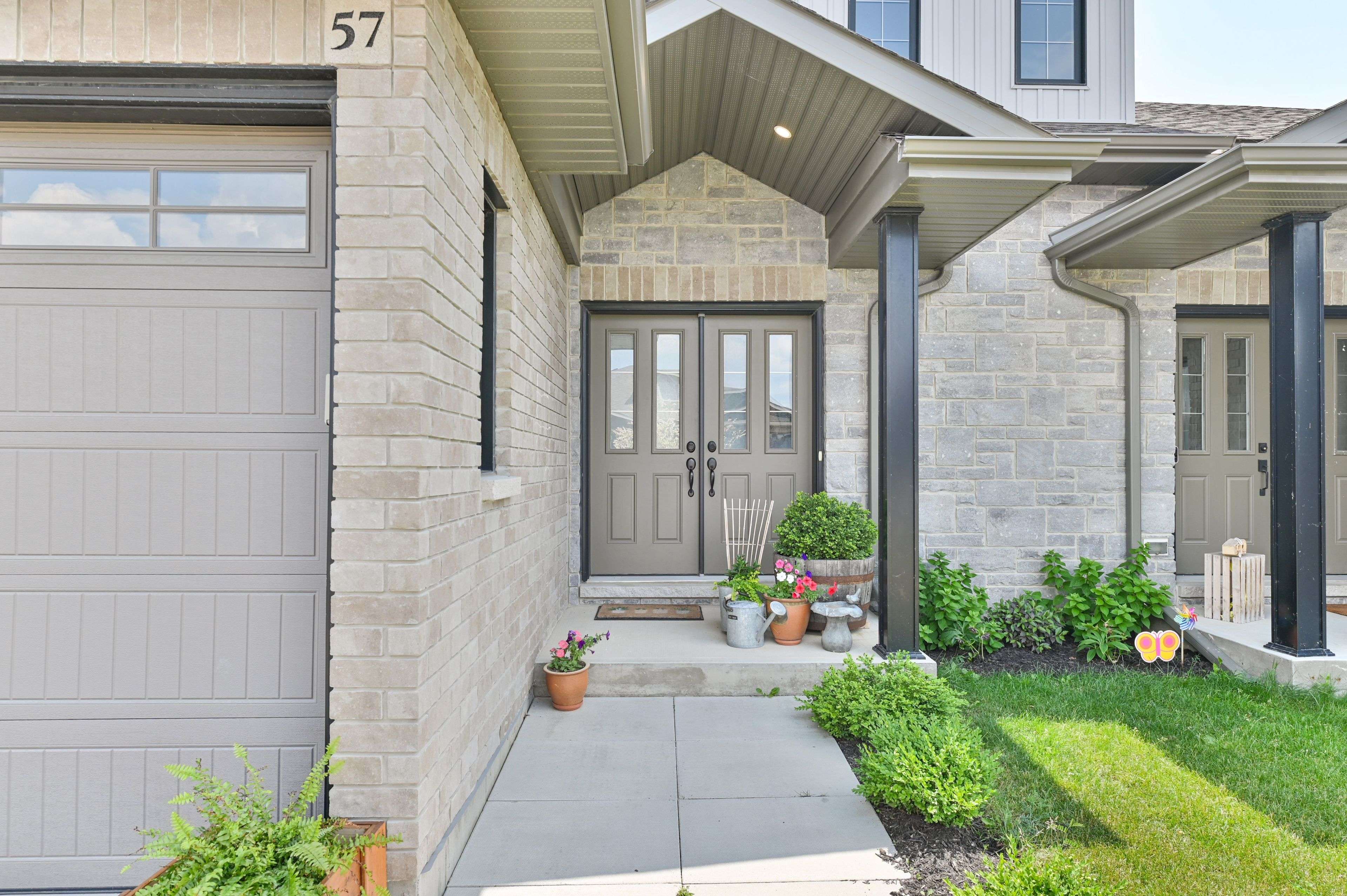 Quinte West, ON K8V 0J5,57 Hillside Meadow DR