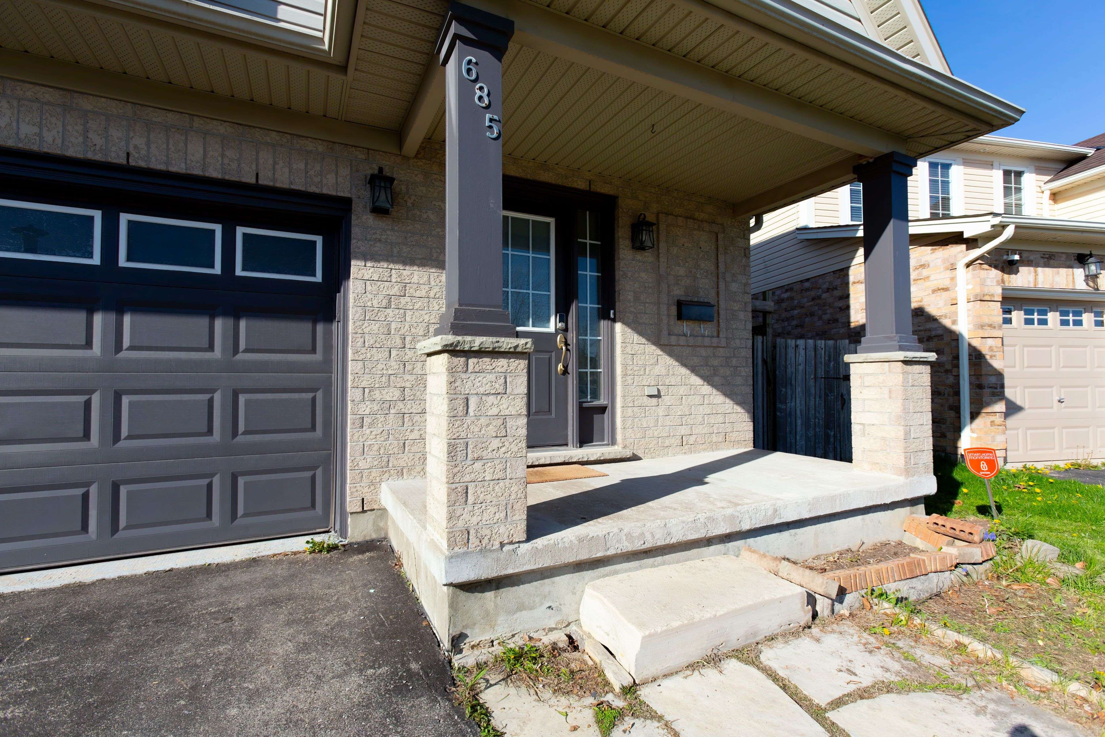London South, ON N6M 1M1,685 North Leaksdale CIR