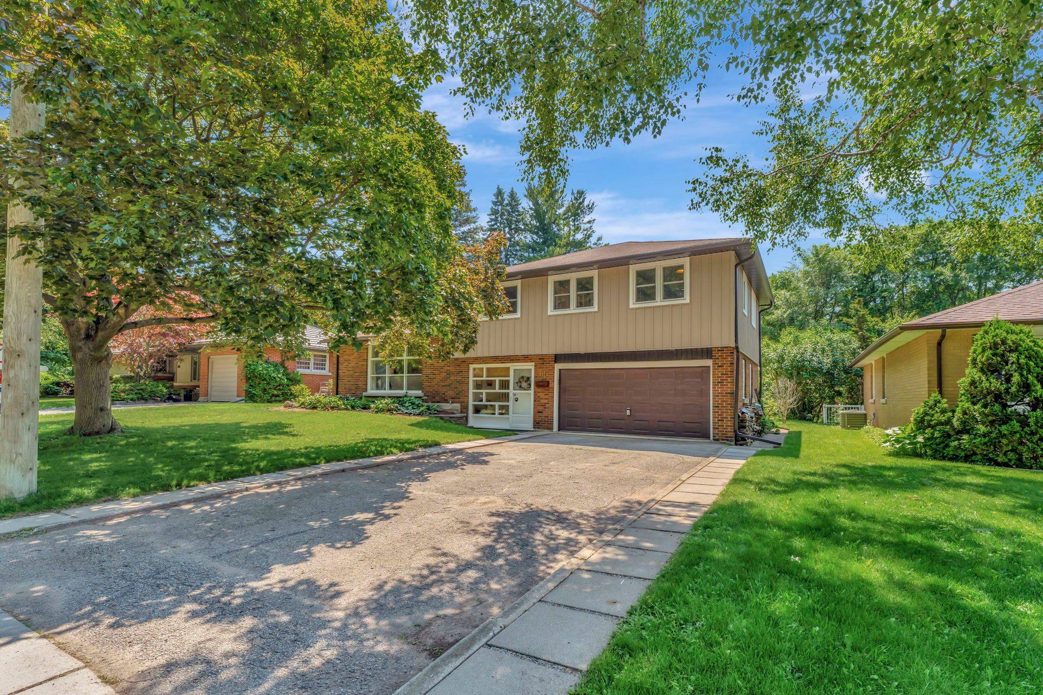 66 Highland CRES, Cambridge, ON N1S 1L9