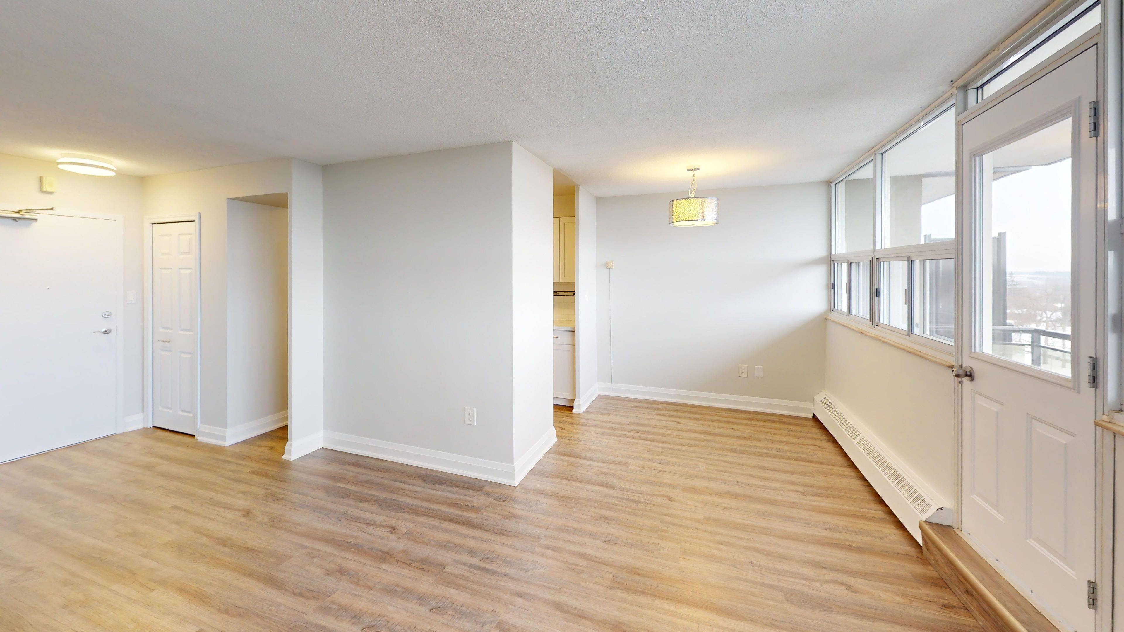 Guelph, ON N1H 2T2,2 QUEBEC ST #704