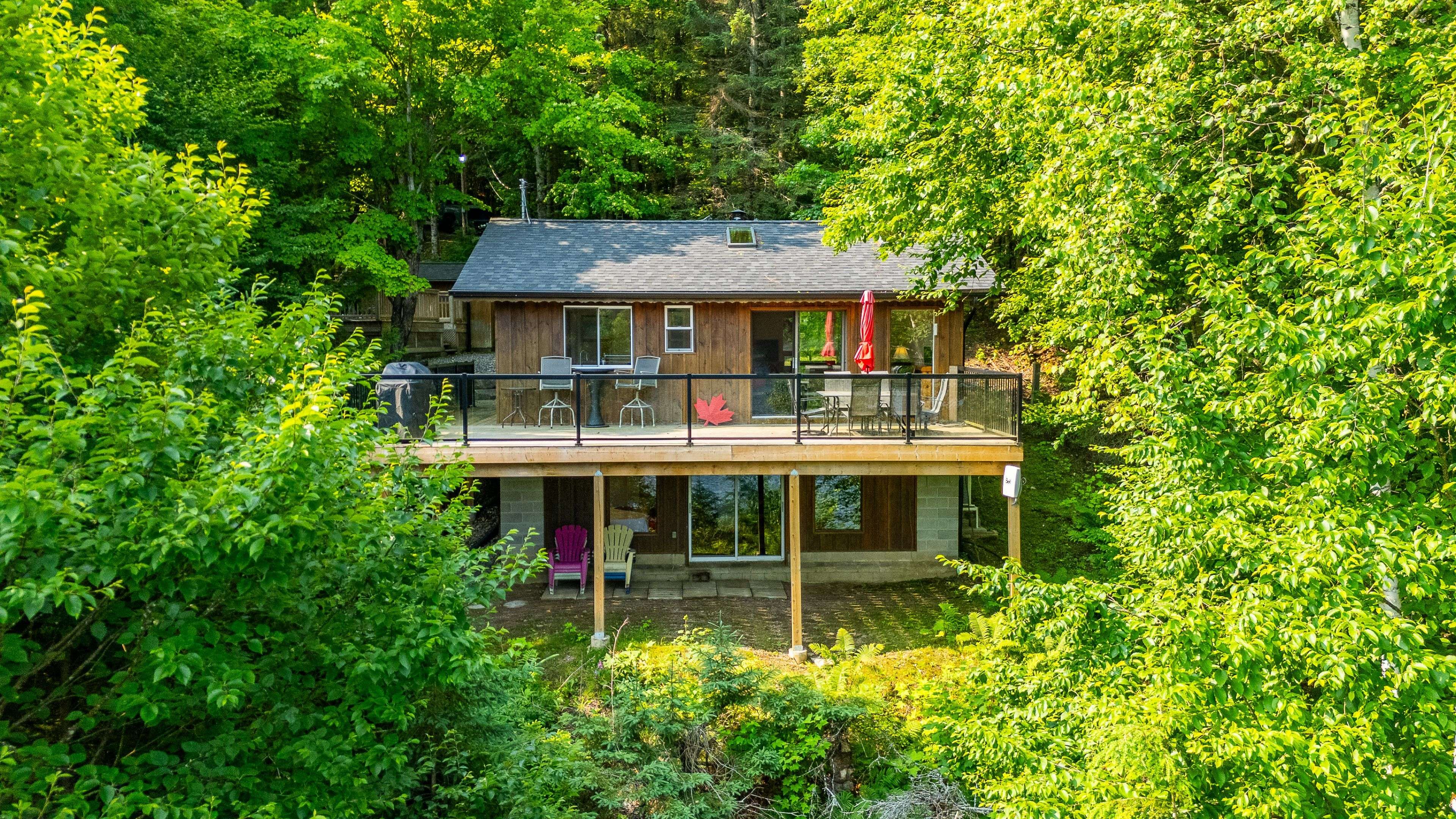 1225 Rowbotham LN, Highlands East, ON K0L 2Y0