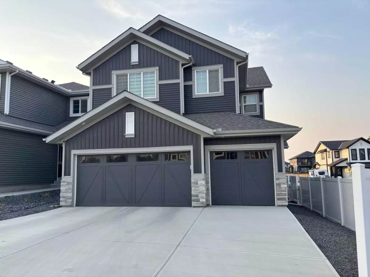 Airdrie, AB T4B5J9,500 Creekrun LN Southwest